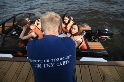 Рейд по водному транспорту в Петербурге