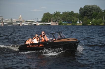 Рейд по водному транспорту в Петербурге