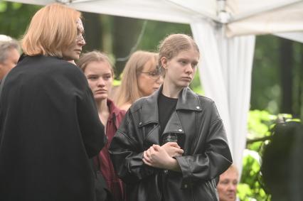 Похороны бывшего министра транспорта РФ Романа Старовойта в Санкт-Петербурге