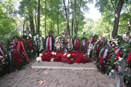 Похороны бывшего министра транспорта РФ Романа Старовойта в Санкт-Петербурге