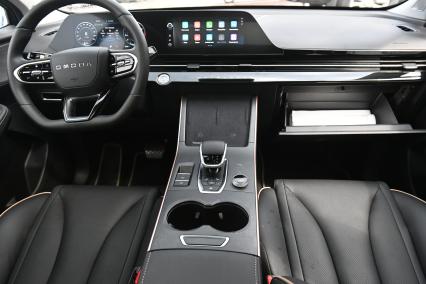 Тест-драйв автомобиля Omoda C5
