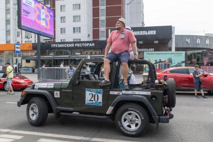 Парад исторического транспорта в Москве