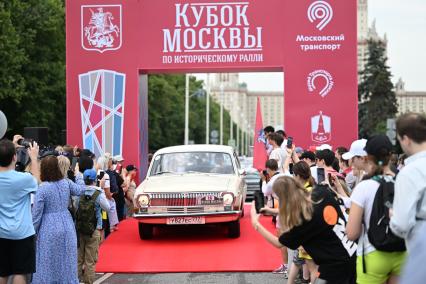 Фестиваль \"Ретрорейс\" в Москве