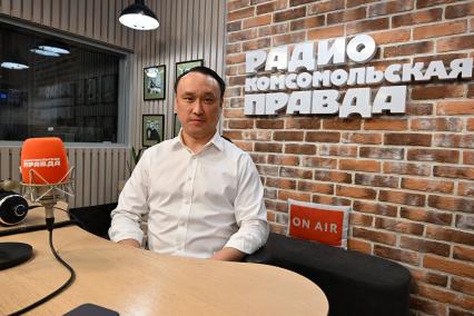 Сангаджи Тарбаев на радиостанции \"Комсомольская правда\"