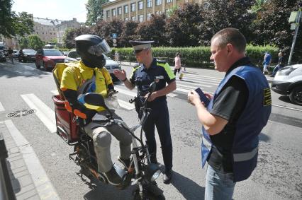 Рейд по велокурьерам в Петербурге