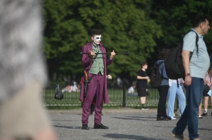 Ряженые аниматоры в Петербурге