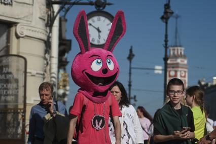 Ряженые аниматоры в Петербурге