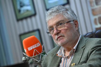 Юрий Поляков в редакции \"Комсомольской правды\"