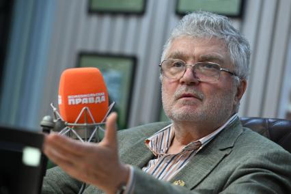Юрий Поляков в редакции \"Комсомольской правды\"