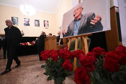 Прощание с народным артистом России, режиссером Александром  Миттой