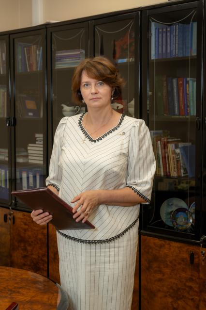 Елена Богдан