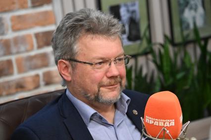 Александр Лутовинов на радиостанции \"Комсомольская правда\"