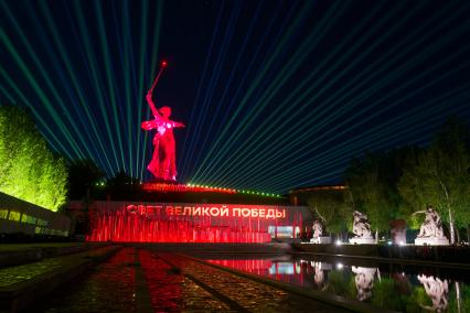 Акция \"Свет Великой Победы\" на Мамаевом кургане