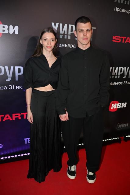 Премьера сериала Хирург\"