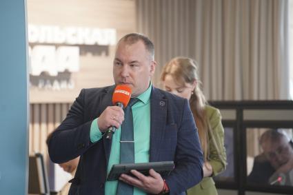 Презентация книги Гастрономическая дипломатия\" в ИД \"Комсомольская правда\"