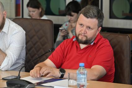 Дмитрий Еловский