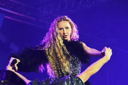 Anna Asti