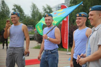 Празднование Дня ВДВ в Красноярске