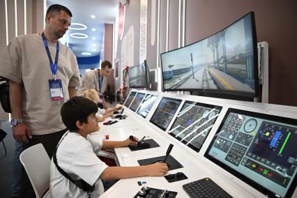 Форум-фестиваль Территория будущего. Москва 2030\" в Гостином дворе