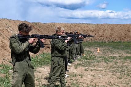 Оборонно-спортивный лагерь \"Авангард\" в Волгоградской области