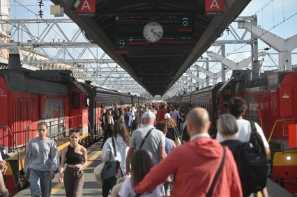 Московский железнодорожный вокзал Санкт-Петербурга