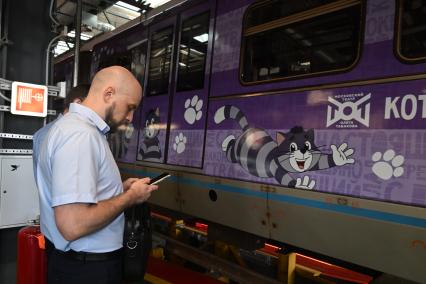 Запуск тематического поезда метро, посвященного памяти Олега Табакова