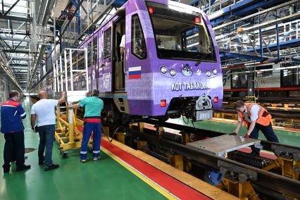 Запуск тематического поезда метро, посвященного памяти Олега Табакова