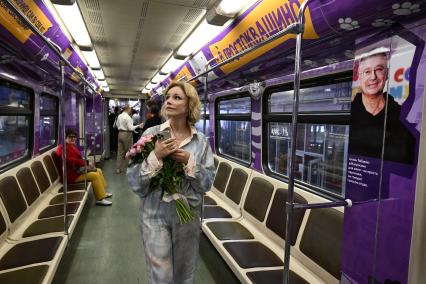 Запуск тематического поезда метро, посвященного памяти Олега Табакова