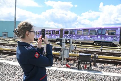 Запуск тематического поезда метро, посвященного памяти Олега Табакова