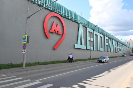 Запуск тематического поезда метро, посвященного памяти Олега Табакова