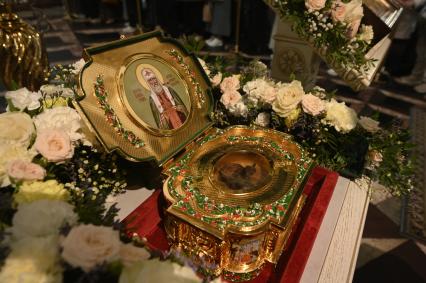 Мощи святителя Тихона прибыли в Казанский собор Санкт-Петербурга