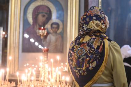 Мощи святителя Тихона прибыли в Казанский собор Санкт-Петербурга