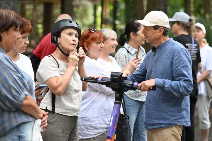 Школа вождения электросамокатов для старшего поколения в Красногорске