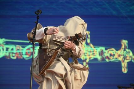 Открытая тренировка ФК Зенит на Дворцовой площади в Петербурге