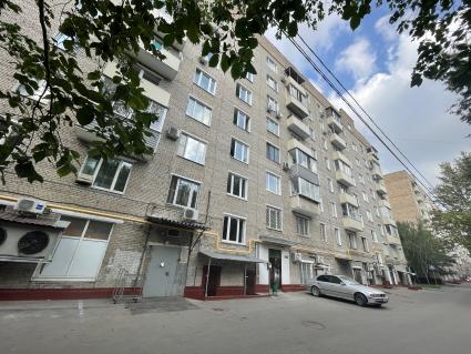 Как мумия режиссера Джимбиновой два года пролежала в пустой квартире