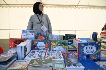 Книжный фестиваль Красная строка\" в Екатеринбурге