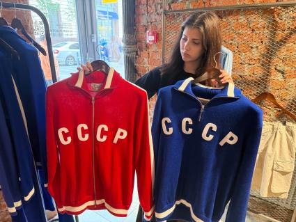 Одежда с символикой СССР