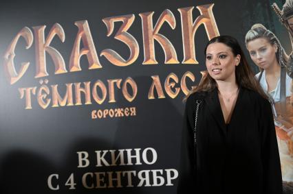 Премьера фильма Сказки темного леса. Ворожея, в кинотеатре Ленфильм