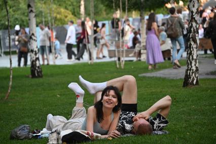 Теплые выходные в Москве