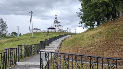 Возрожденное село Губино в Калужской области