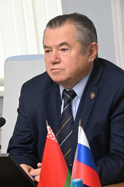 Сергей Глазьев