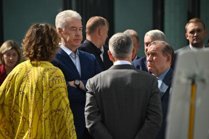 Ольга Любимова и Сергей Собянин открыли новые павильоны киностудии Горького