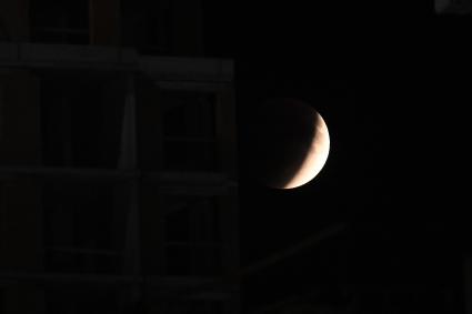 «Кровавое» лунное затмение в Москве