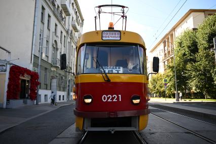 В Москве прошел юбилейный парад ретротрамваев