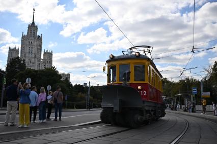 В Москве прошел юбилейный парад ретротрамваев