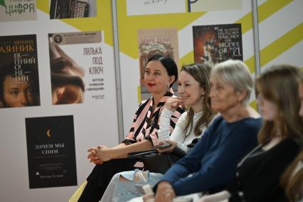 38-я Московская международная книжная ярмарка (ММКЯ). Паблик-ток Правильная речь как инструмент успеха: пиши грамотно, говори убедительно\"