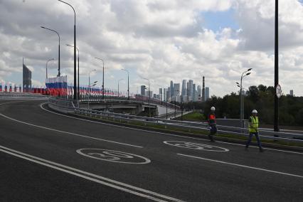Открытие движения по мосту Академика Королева в Москве
