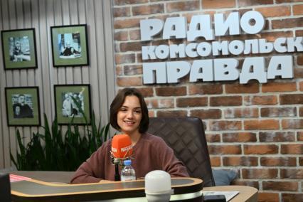Евгения Медведева на радиостанции Комсомольская правда