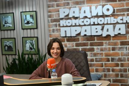 Евгения Медведева на радиостанции Комсомольская правда
