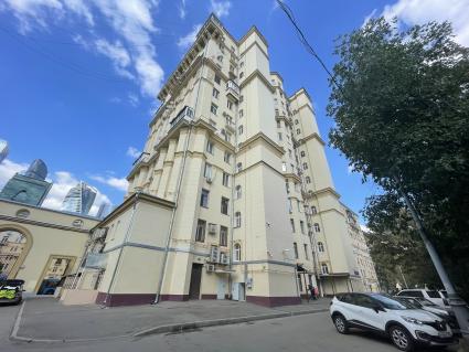 Дом на Кутузовском проспекте